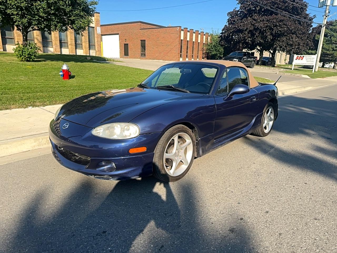 2001 Mazda Mx-5 Miata Base Blue vin: JM1NB353810209184