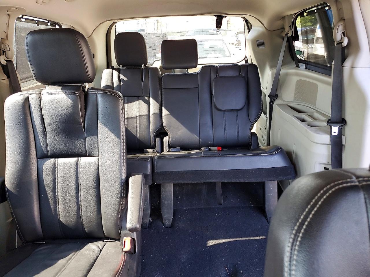2015 Chrysler Town & Country Touring Черный vin: 2C4RC1BG7FR619790