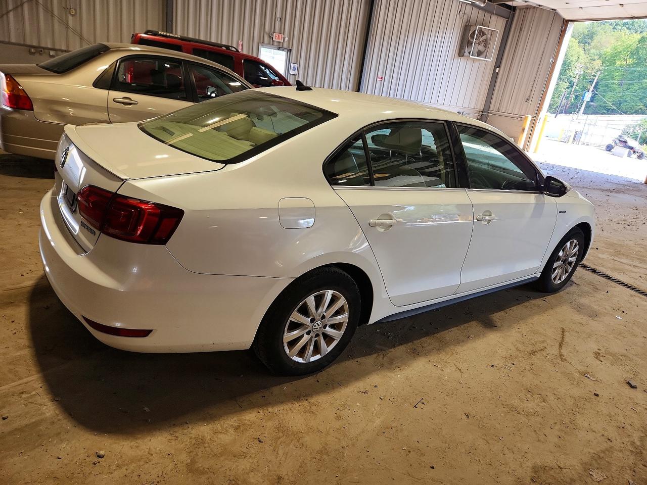 2013 Volkswagen Jetta Hybrid Белый vin: 3VW637AJXDM284156