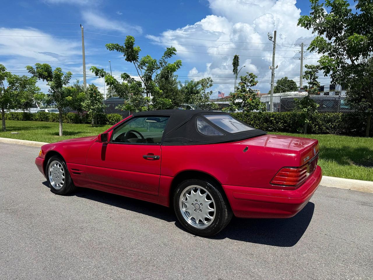 1997 Mercedes-benz Sl 500 Red vin: WDBFA67F5VF144926