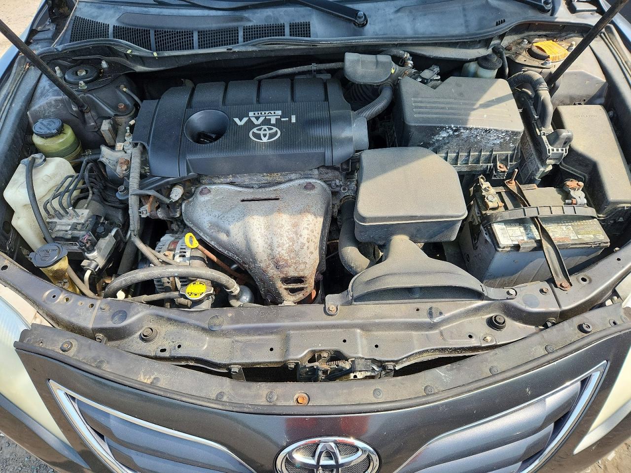 2010 Toyota Camry Le Gray vin: 4T4BF3EK4AR040399