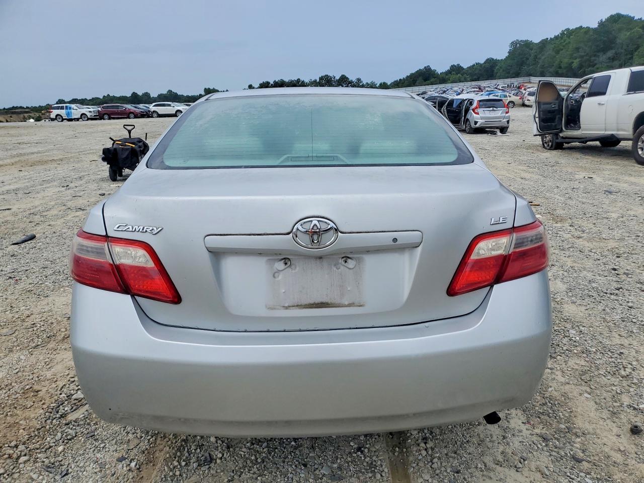 2007 Toyota Camry Le Silver vin: 4T1BE46K87U652745