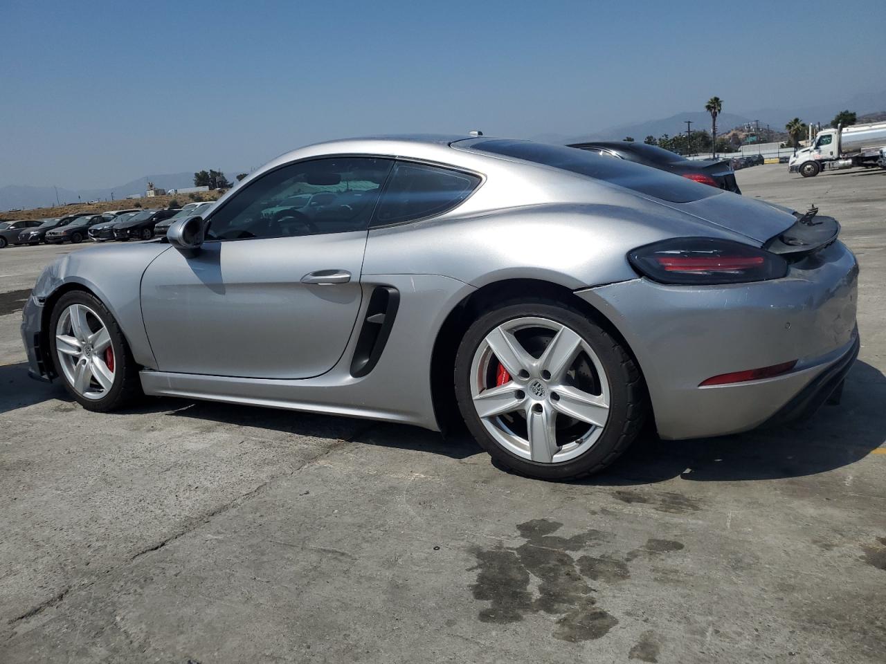 2024 Porsche Cayman Gts Silver vin: WP0AD2A89RK269365