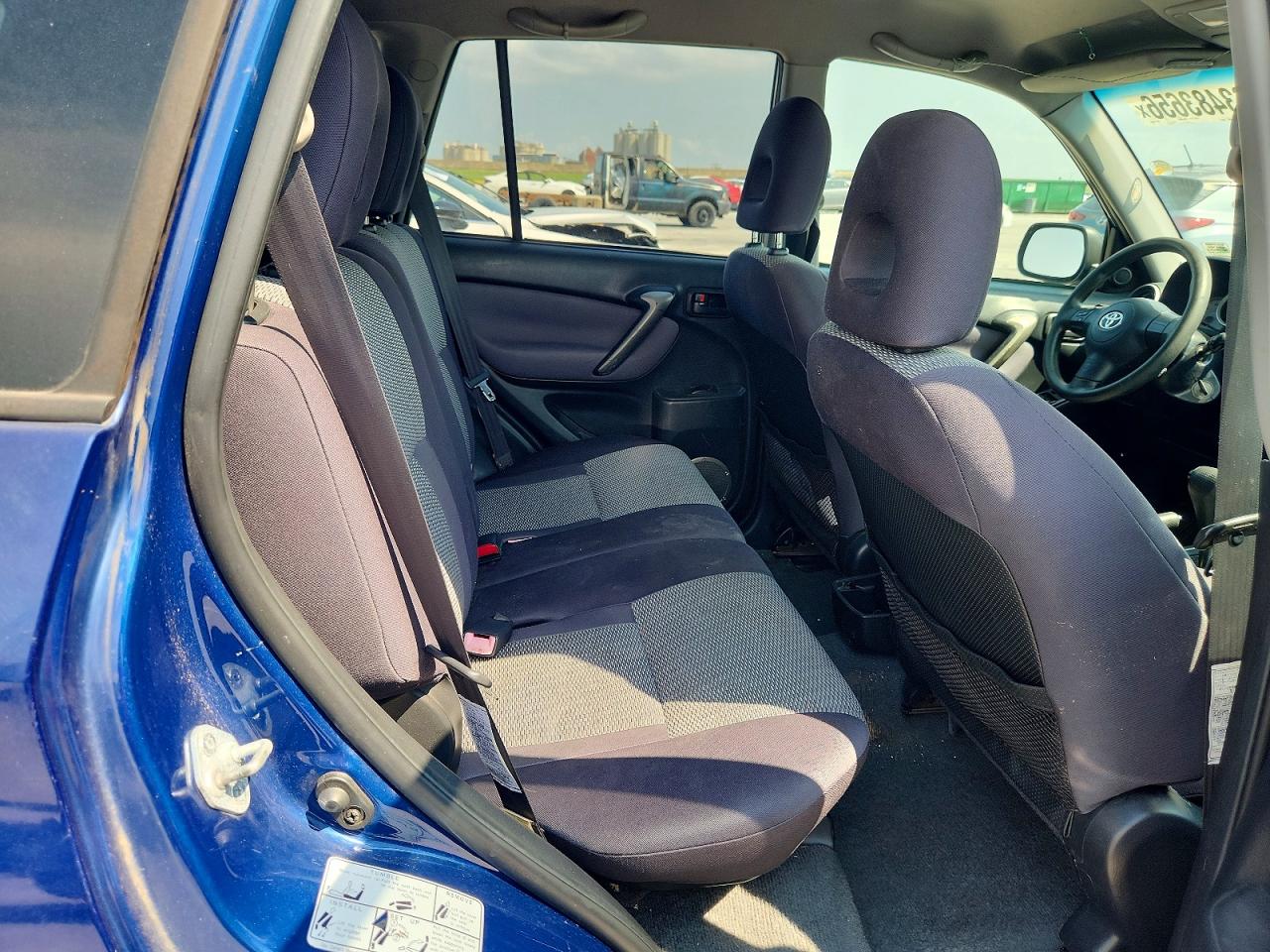 2005 Toyota Rav4 Base Blue vin: JTEHD20V856023184