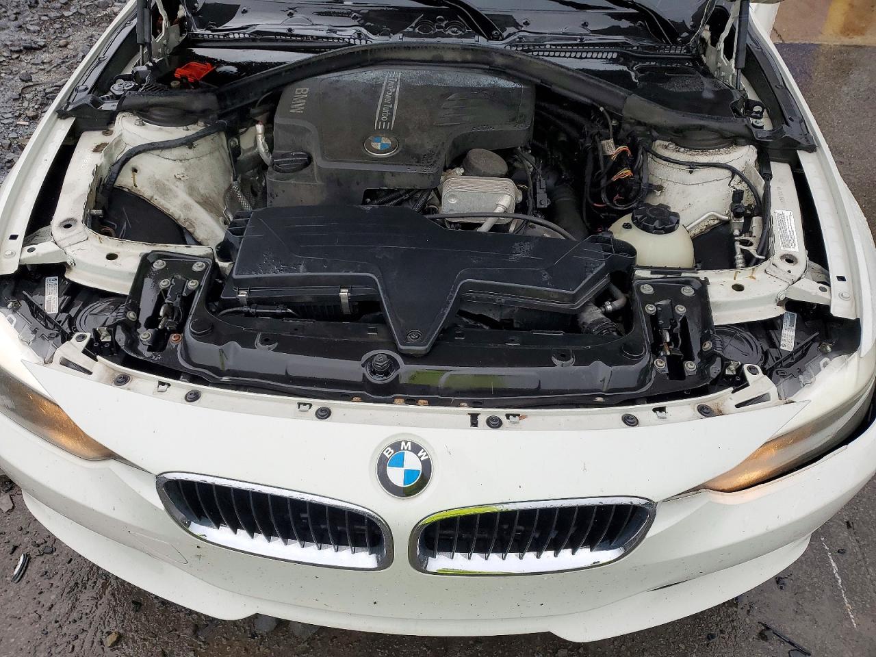 2013 Bmw 328 Xi Sulev White vin: WBA3B5C50DF592396