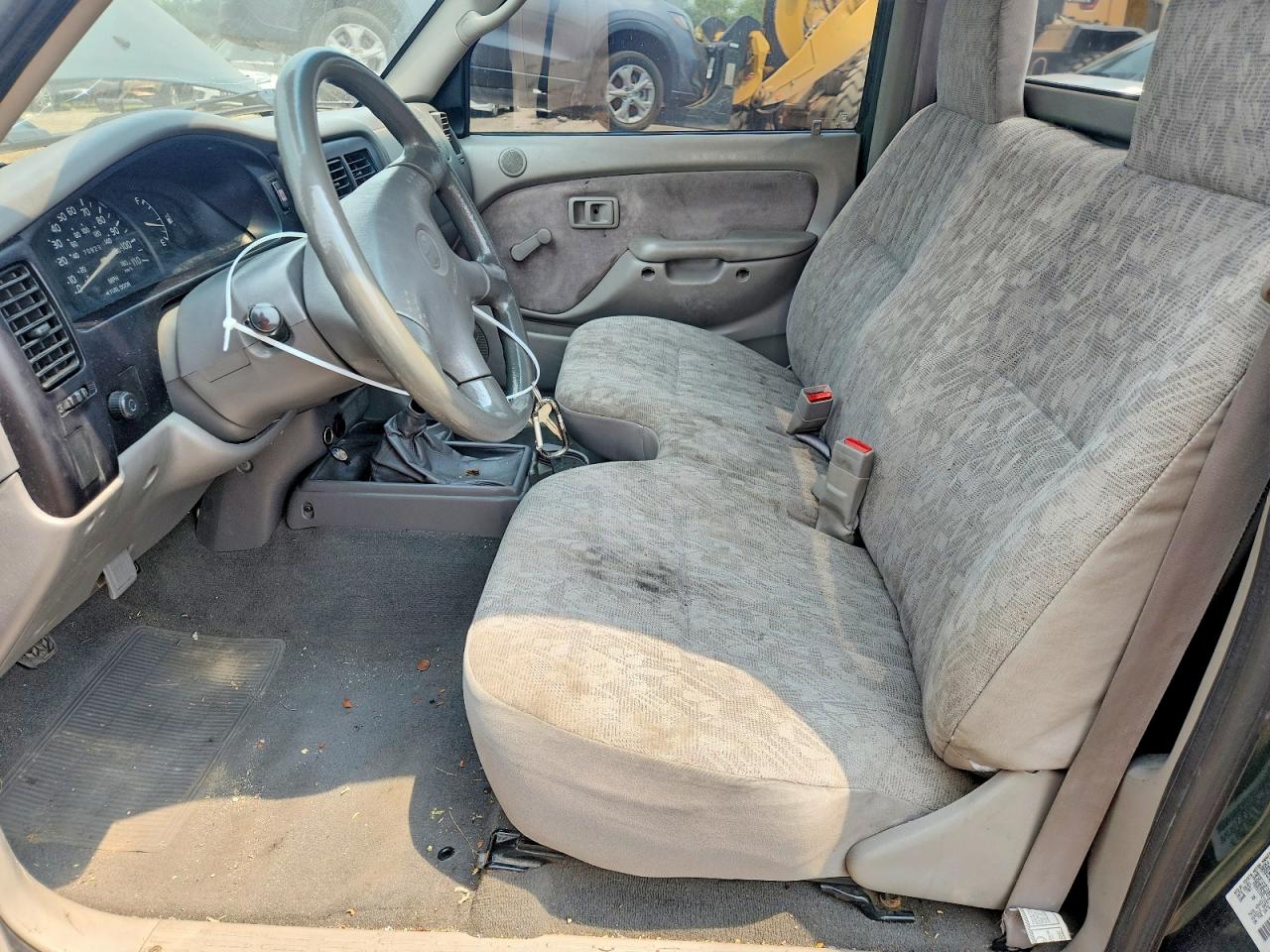 2001 Toyota Tacoma Base Green vin: 5TENL42N91Z879352