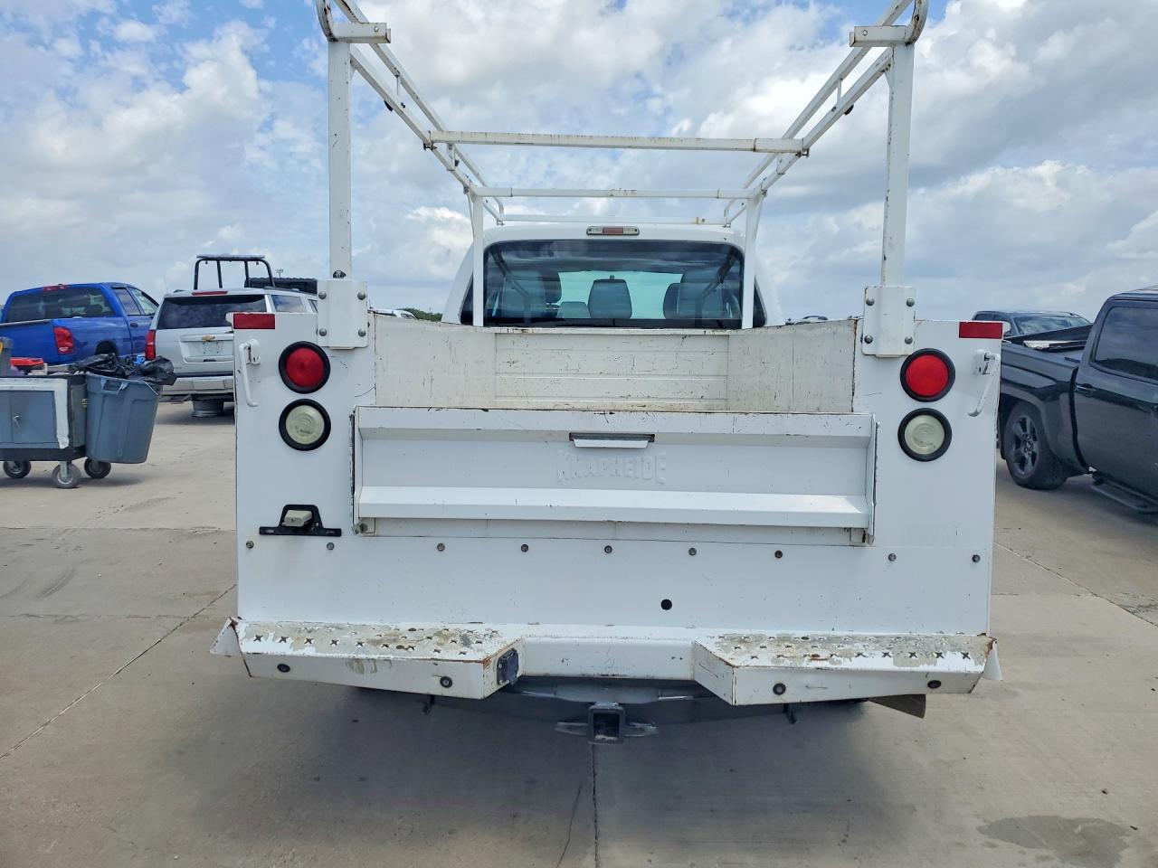 2014 Ford F250 Super Duty White vin: 1FD7W2BTXEEB19664
