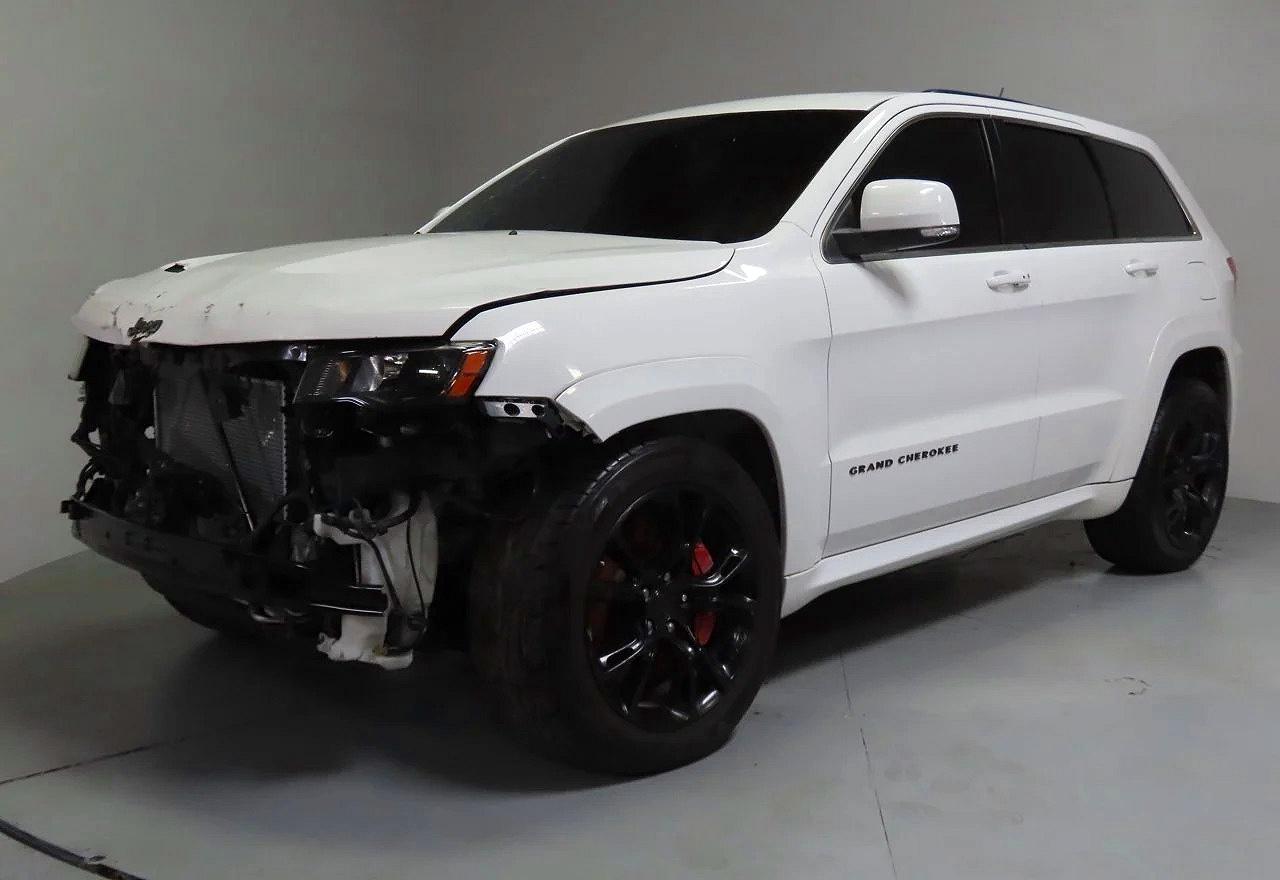 2013 Jeep Grand Cherokee Srt-8 White vin: 1C4RJFDJ4DC563714