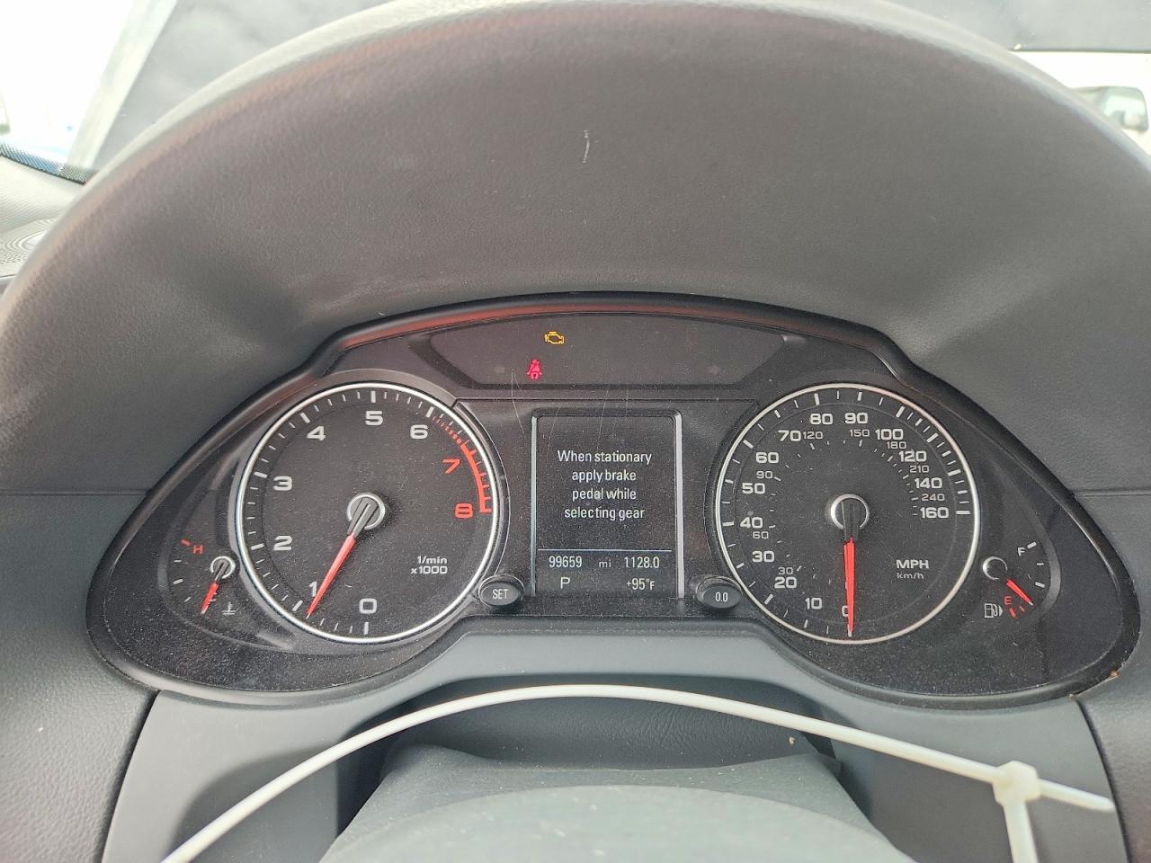 2014 Audi Q5 Premium Plus Угольный vin: WA1LFAFP6EA122024