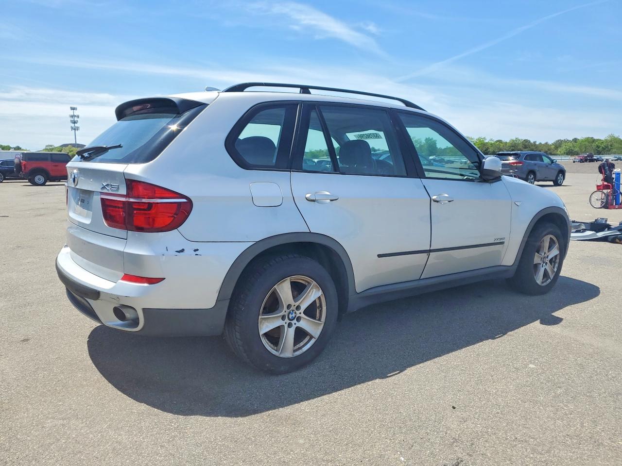 2012 Bmw X5 Xdrive35i Silver vin: 5UXZV4C5XCL748831