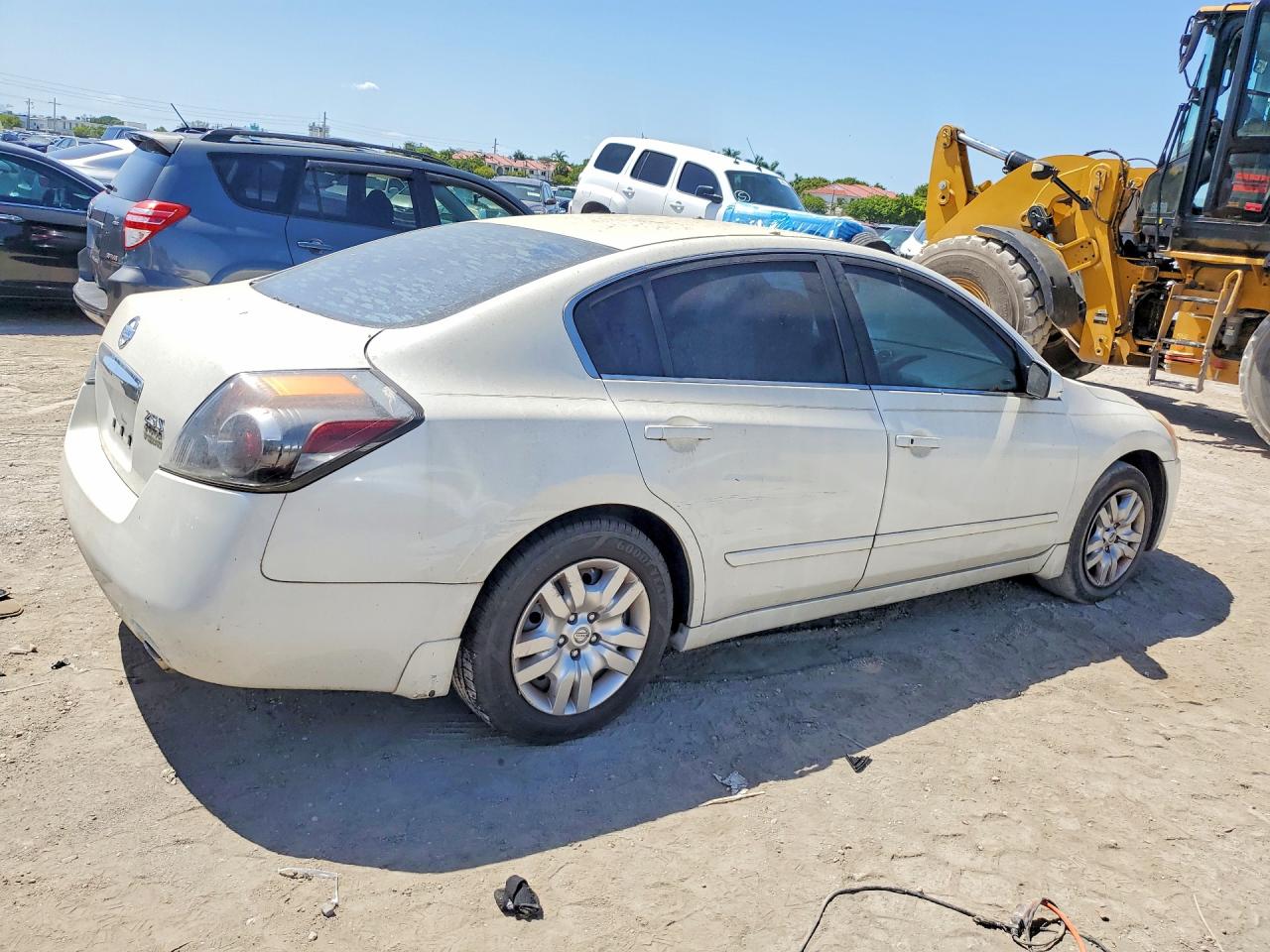 2012 Nissan Altima 2.5 White vin: 1N4AL2AP1CN569813