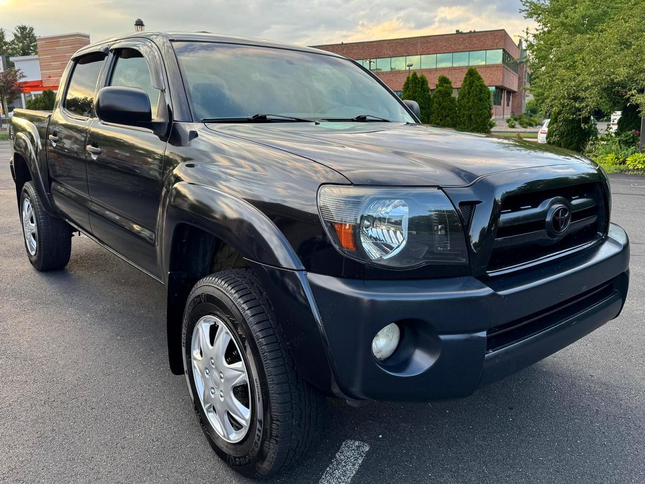 2010 Toyota Tacoma V6 Black vin: 5TELU4EN5AZ674563