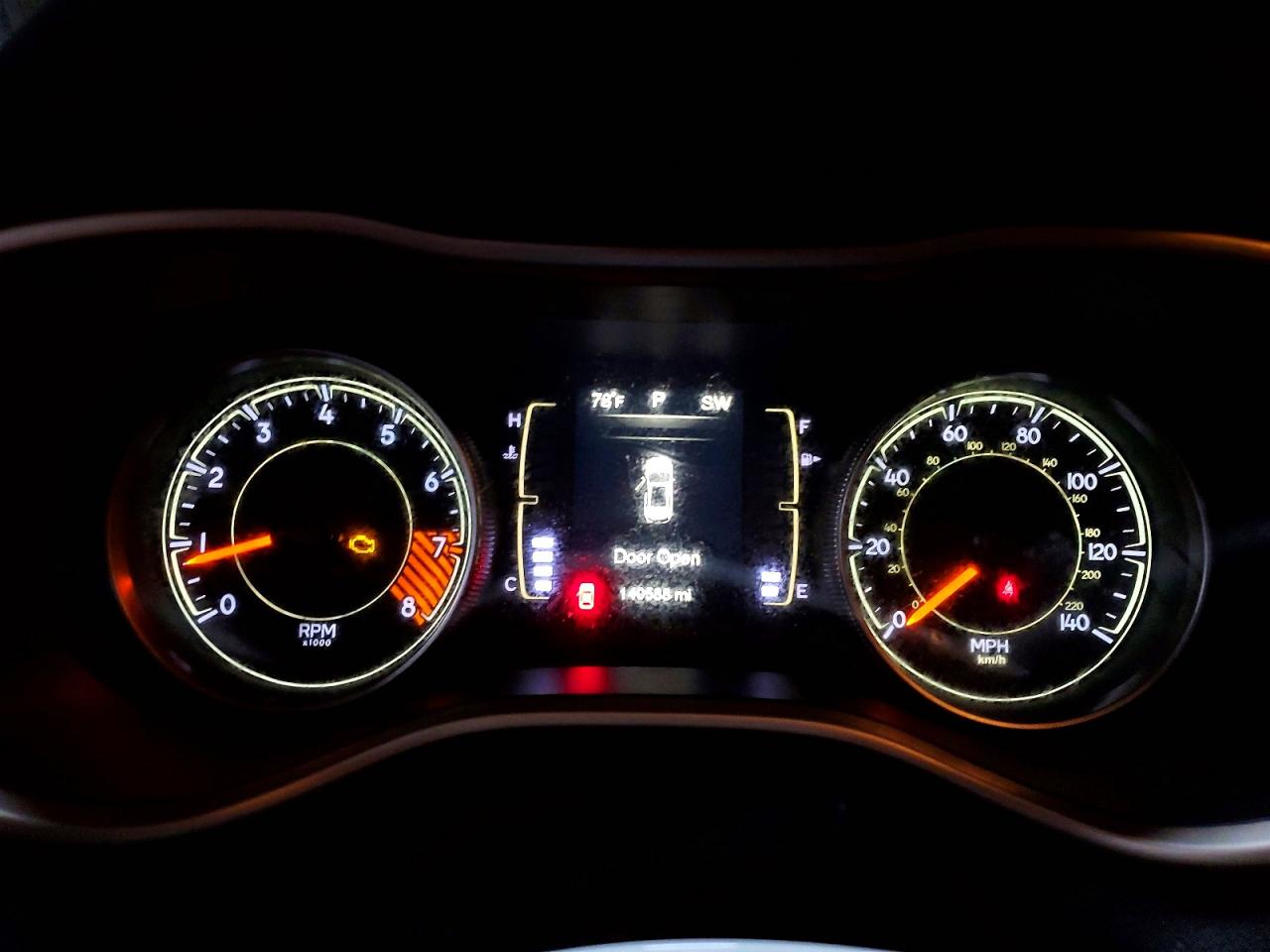 2014 Jeep Cherokee Latitude Черный vin: 1C4PJMCS3EW142704