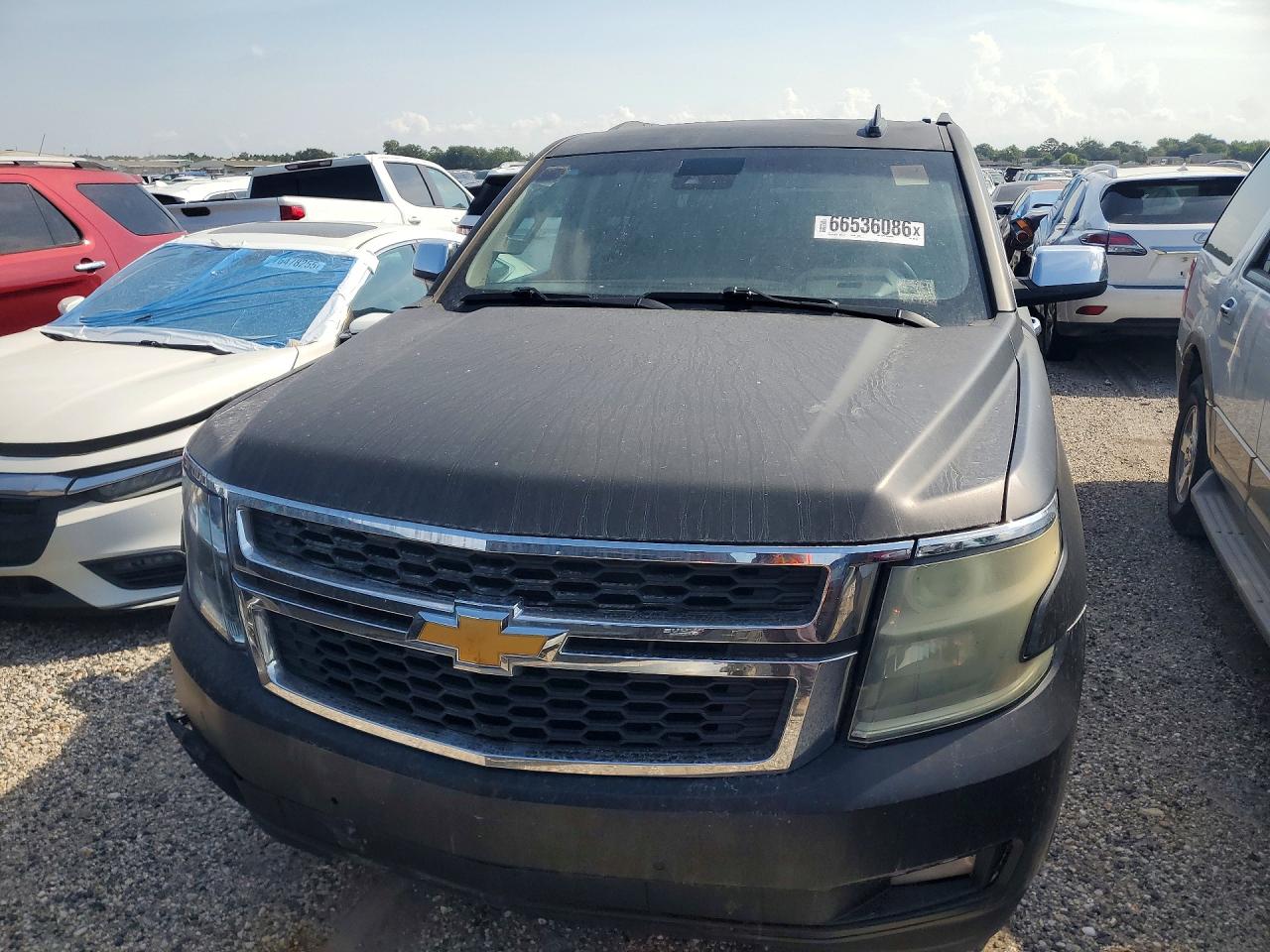 2015 Chevrolet Suburban C1500 Lt Черный vin: 1GNSCJKCXFR628365