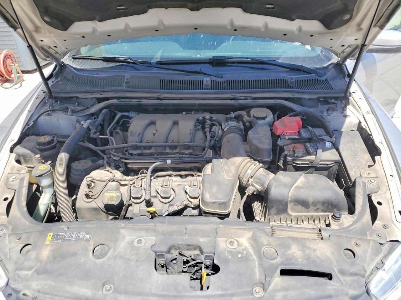 2013 Ford Taurus Sel Silver vin: 1FAHP2E81DG182397