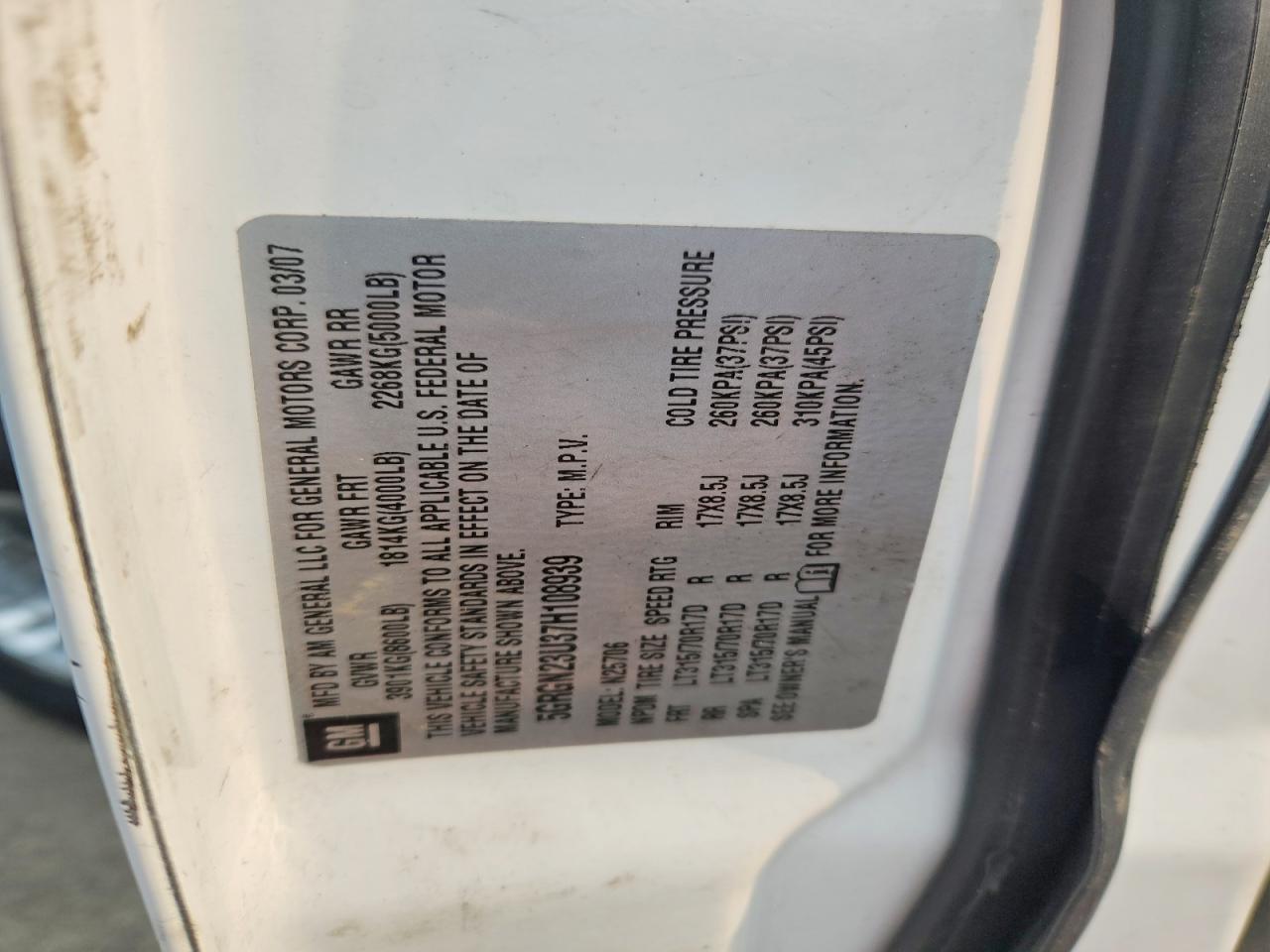 2007 Hummer H2 White vin: 5GRGN23U37H108939