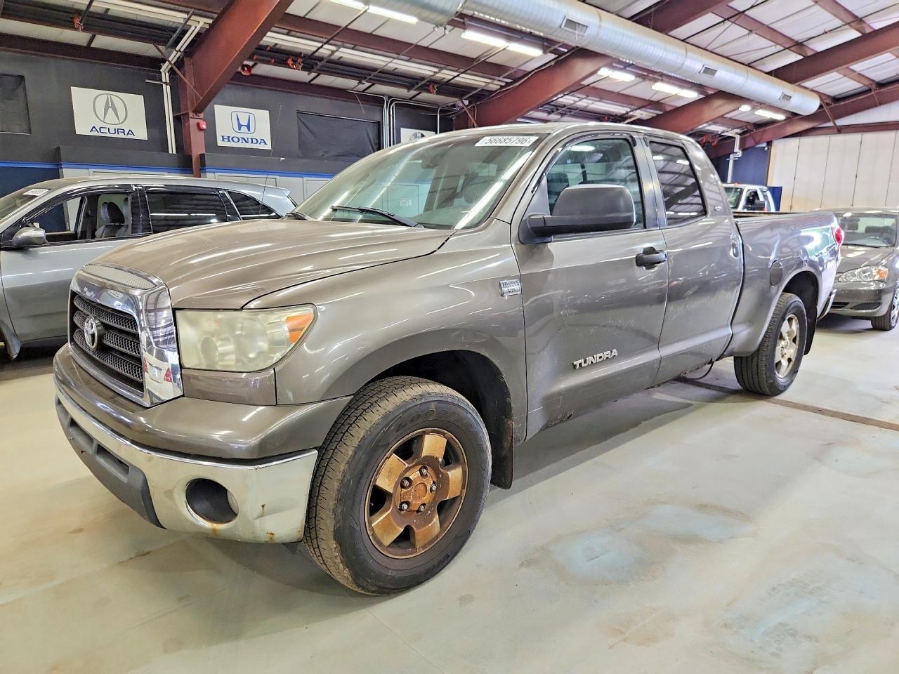 2008 Toyota Tundra Sr5 Gray vin: 5TBBT54188S458970