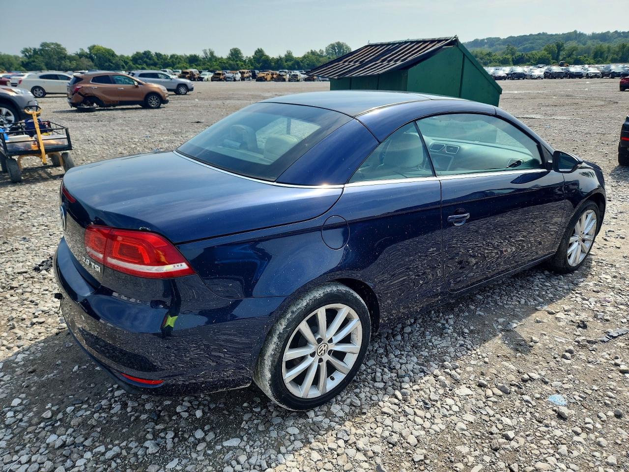 2012 Volkswagen Eos Komfort Blue vin: WVWBW7AHXCV014046