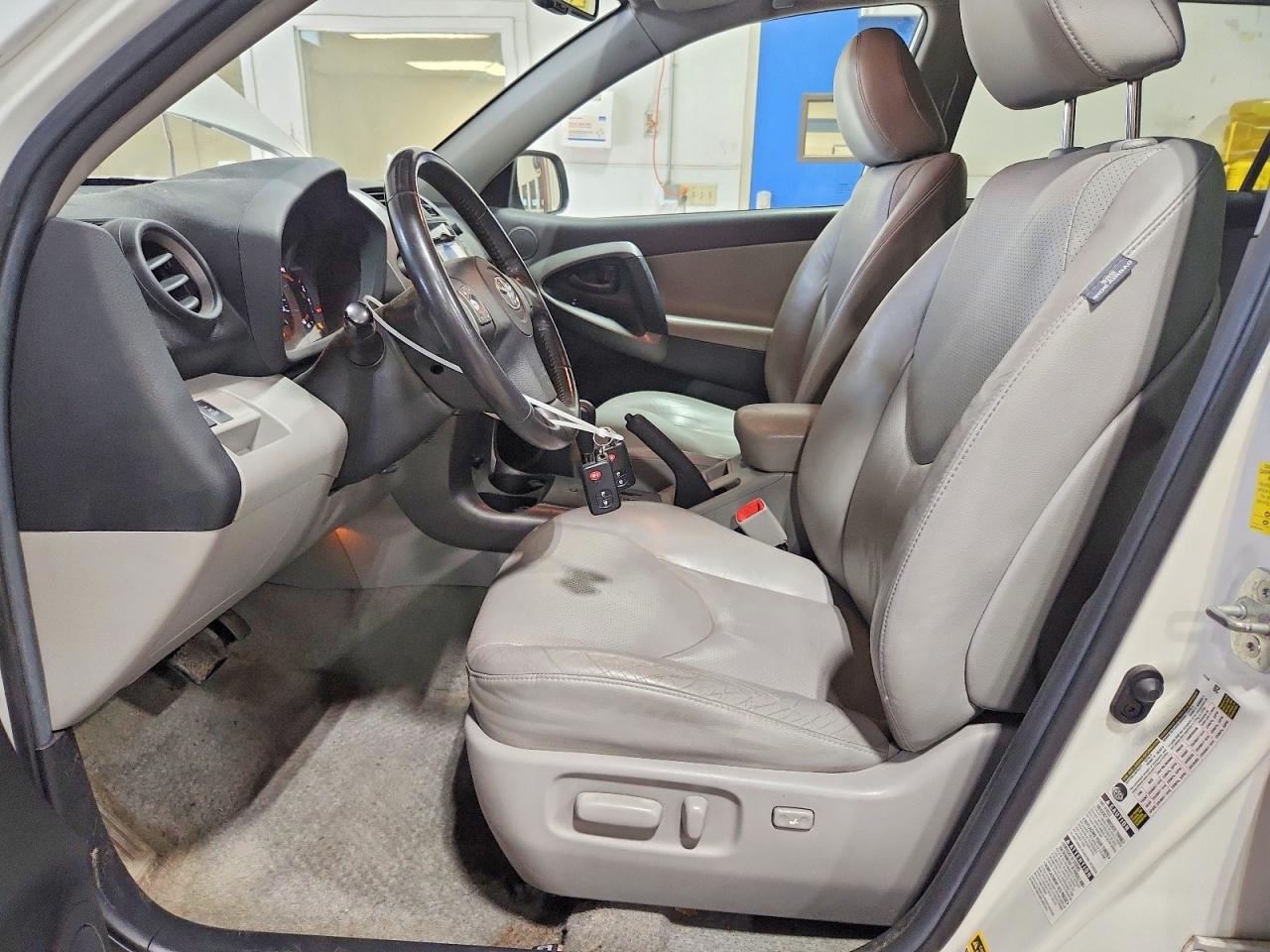 2009 Toyota Rav4 Limited White vin: 2T3BF31V29W020441
