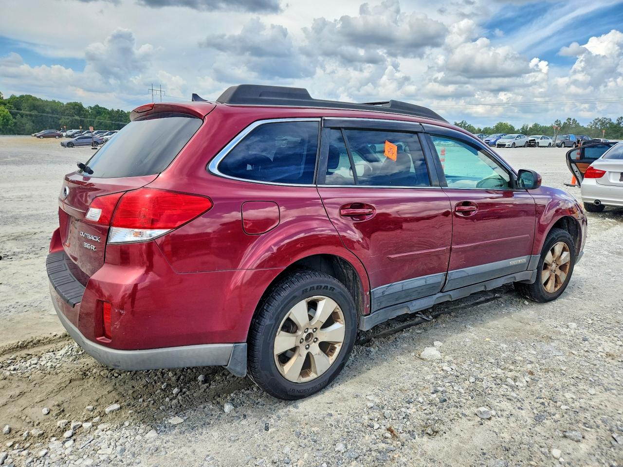 2011 Subaru Outback 3.6r Limited Red vin: 4S4BRDKC1B2415036