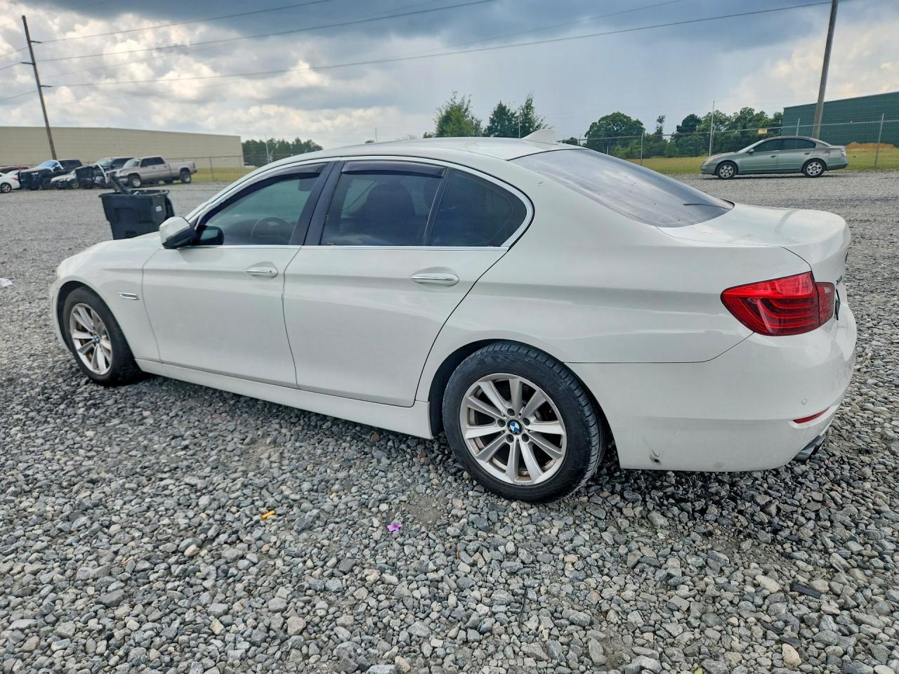 2015 Bmw 528 Xi White vin: WBA5A7C51FD628618