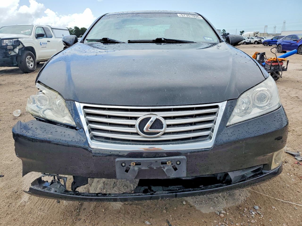 2011 Lexus Es 350 Black vin: JTHBK1EG0B2420975