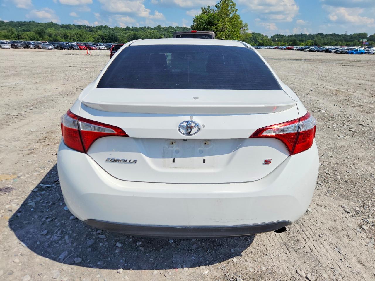 2014 Toyota Corolla S Plus White vin: 5YFBURHE3EP002906