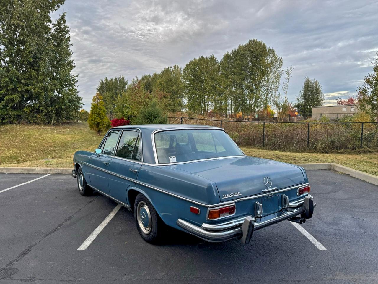 1972 Mercedes Benz 280 Se Blue vin: 10801812088890