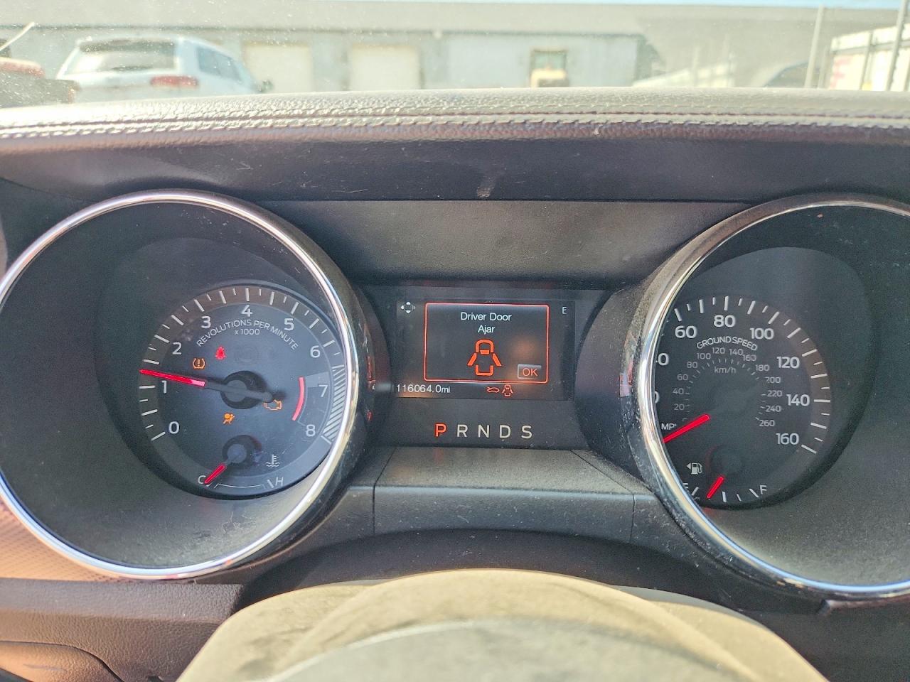 2015 Ford Mustang Red vin: 1FA6P8THXF5318618