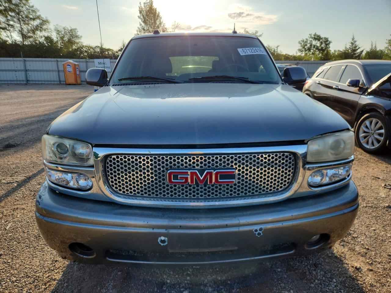 2005 Gmc Yukon Denali Gray vin: 1GKEK63U55J117452
