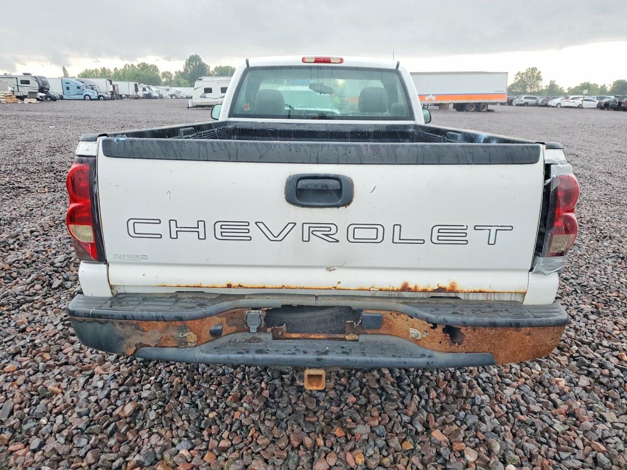 2006 Chevrolet Silverado C1500 White vin: 3GCEC14X16G262981