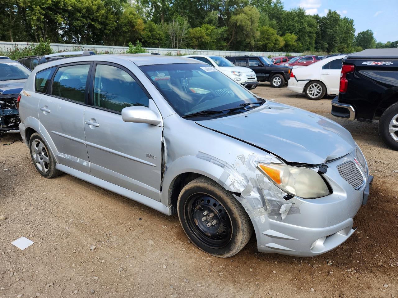 2008 Pontiac Vibe Silver vin: 5Y2SL65828Z422859