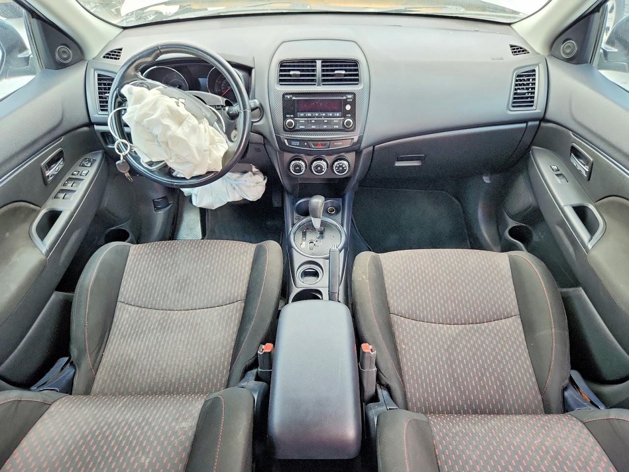 2017 Mitsubishi Outlander Sport Es Silver vin: JA4AP3AU6HZ008561