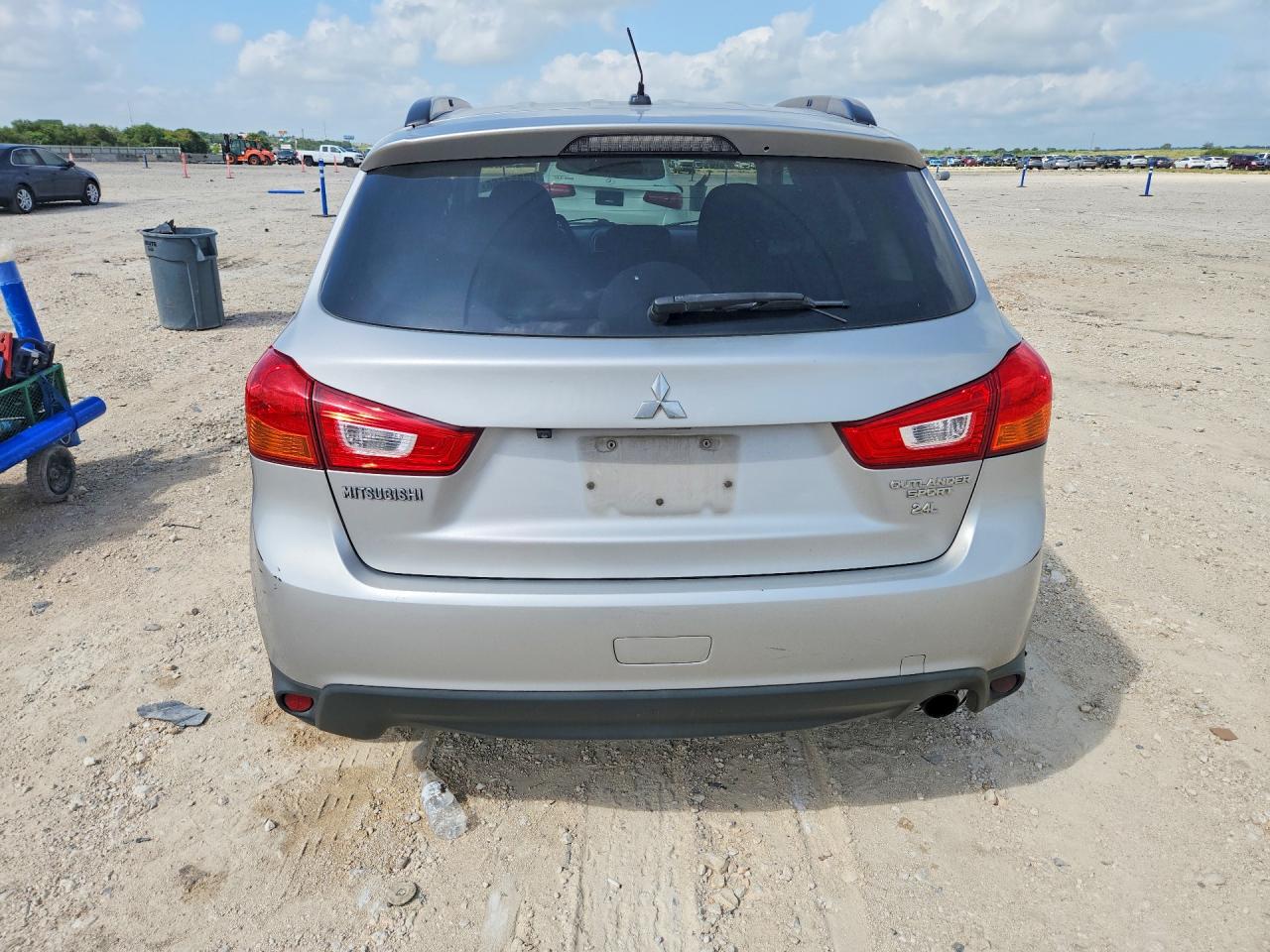 2015 Mitsubishi Outlander Sport Se Серебряный vin: 4A4AP4AW6FE040498