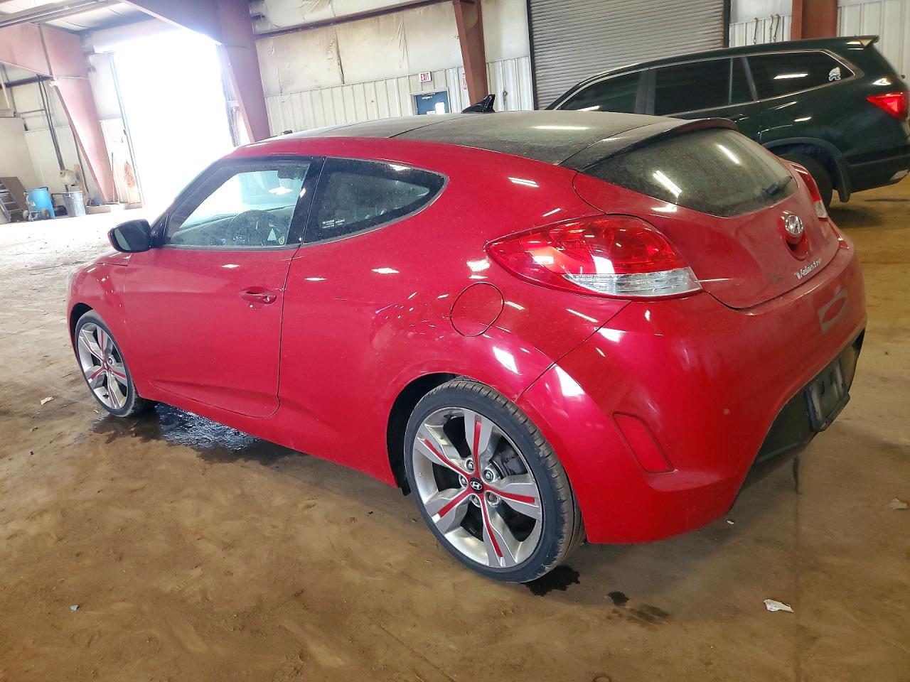 2013 Hyundai Veloster Base Red vin: KMHTC6AD7DU179463