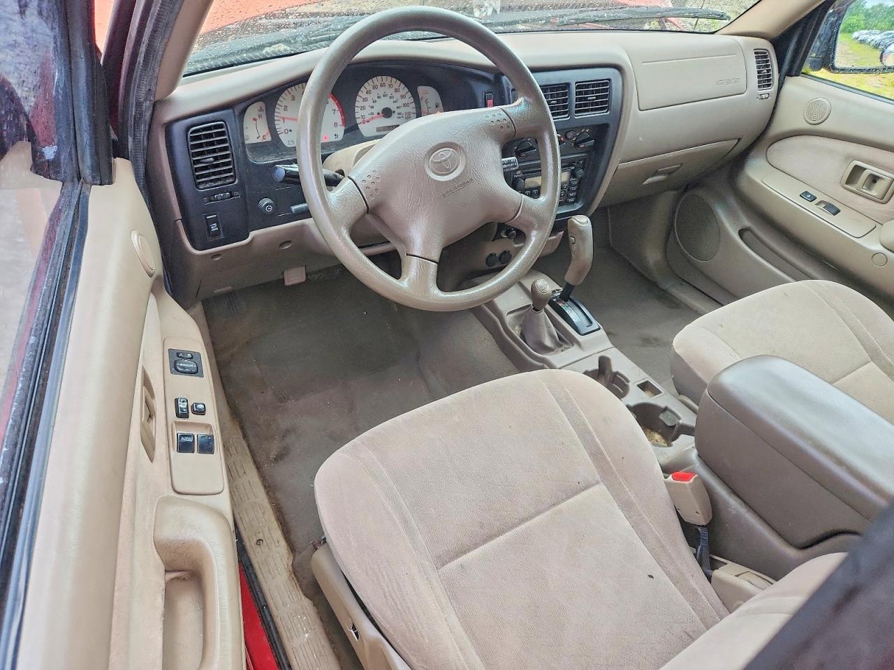 2001 Toyota Tacoma Base Red vin: 5TEWM72N21Z762750