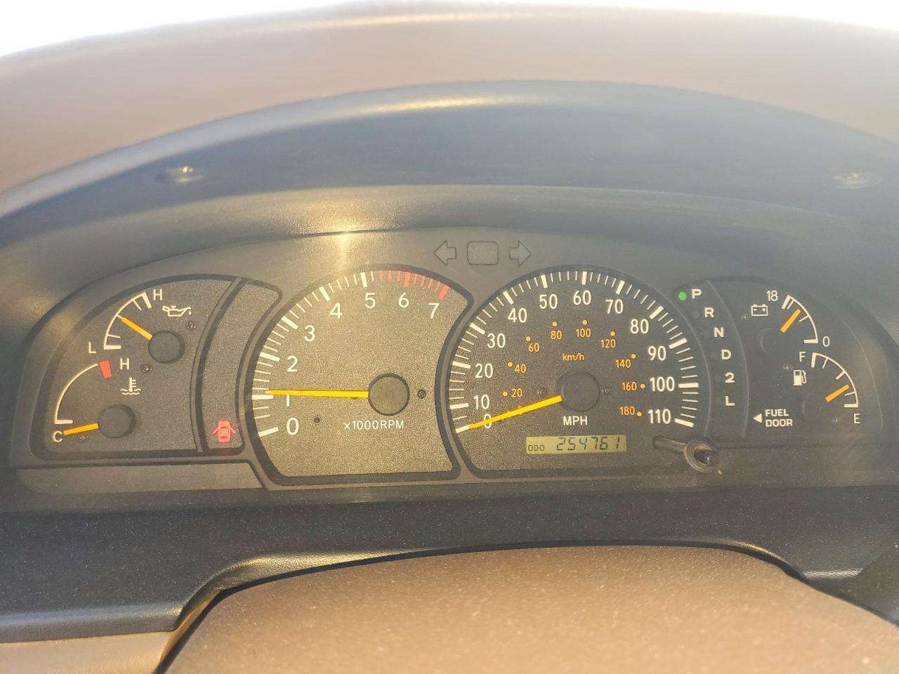 2004 Toyota Tundra Sr5 Gray vin: 5TBBT44144S450871