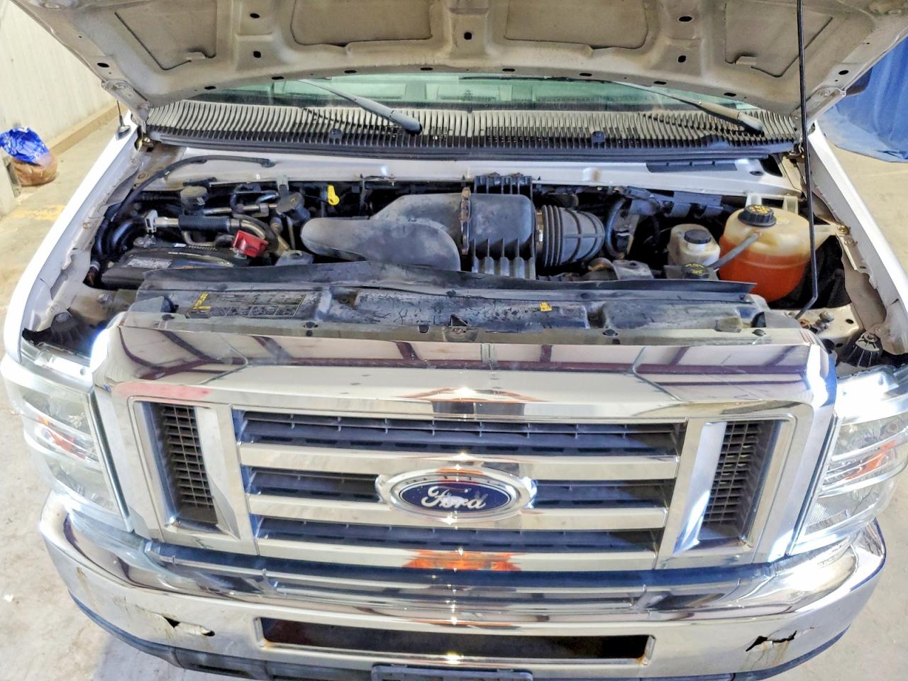 2010 Ford Econoline E150 Wagon Silver vin: 1FMNE1BW7ADA05331