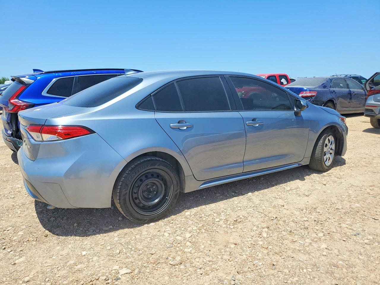2022 Toyota Corolla Le Blue vin: JTDEPMAE8NJ219969