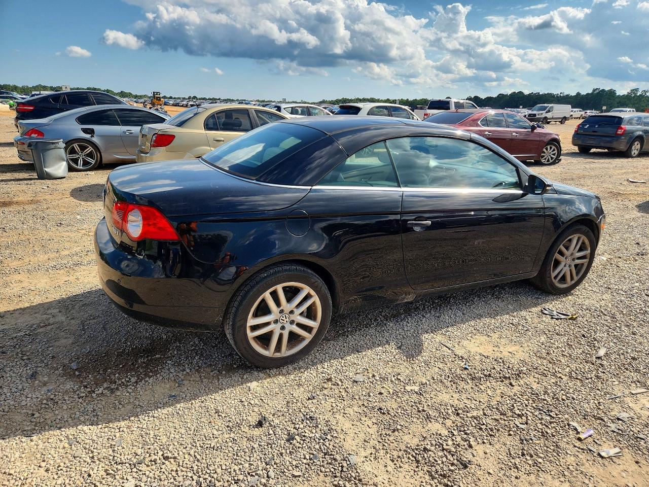 2009 Volkswagen Eos Lux Black vin: WVWFA71F99V014823