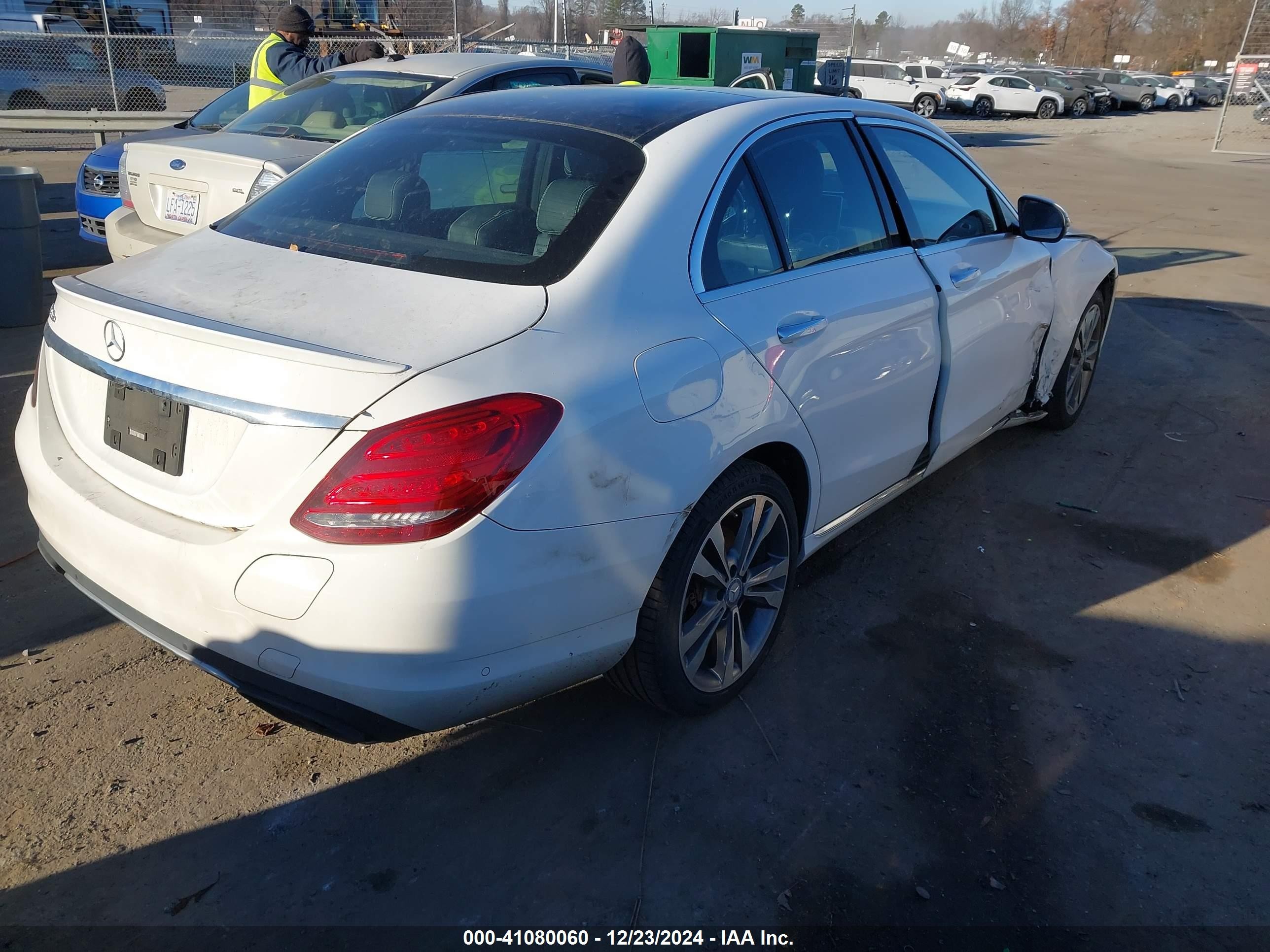 2016 Mercedes-benz C 350e Luxury White vin: 55SWF4HB0GU160752