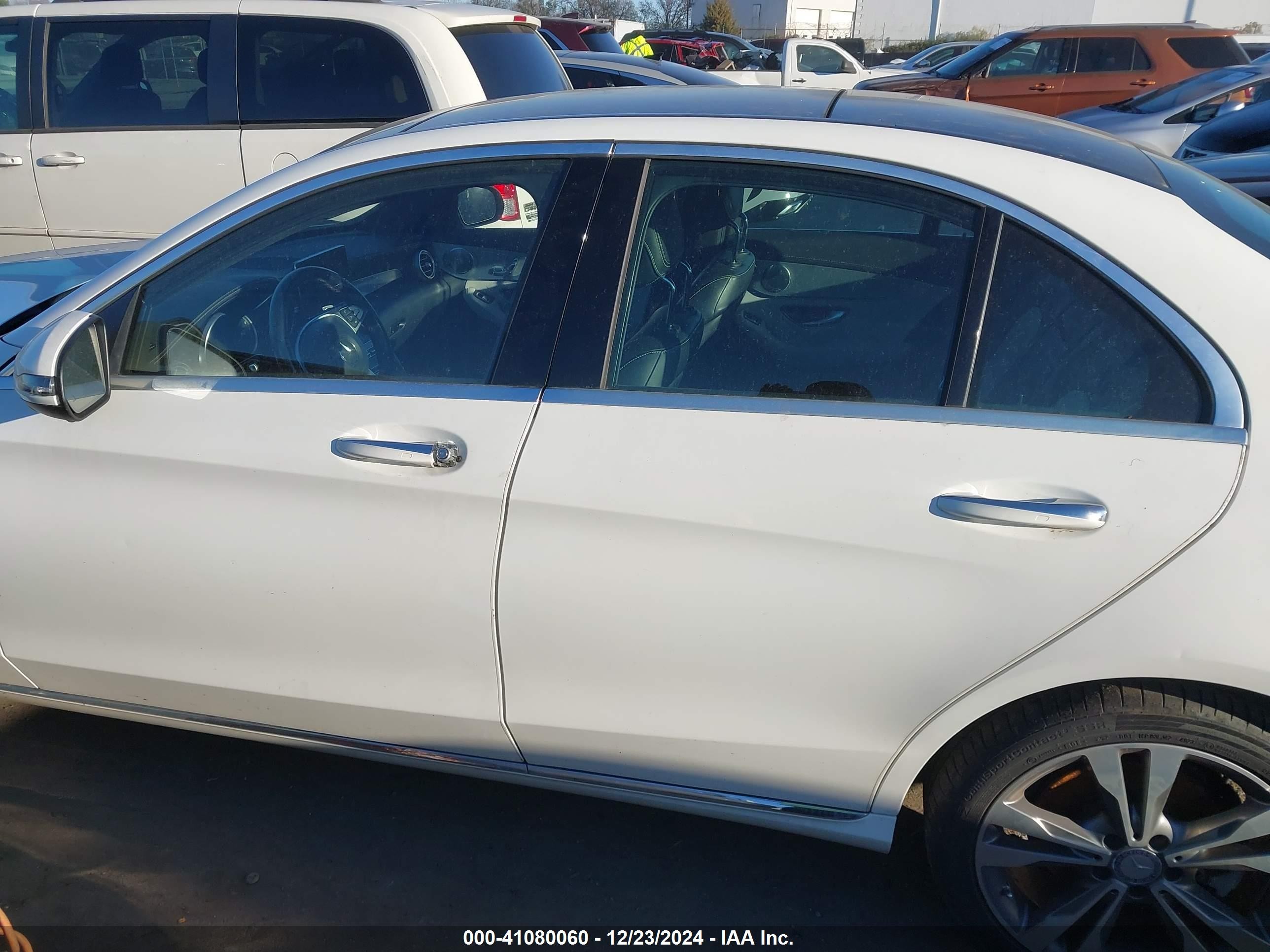 2016 Mercedes-benz C 350e Luxury White vin: 55SWF4HB0GU160752