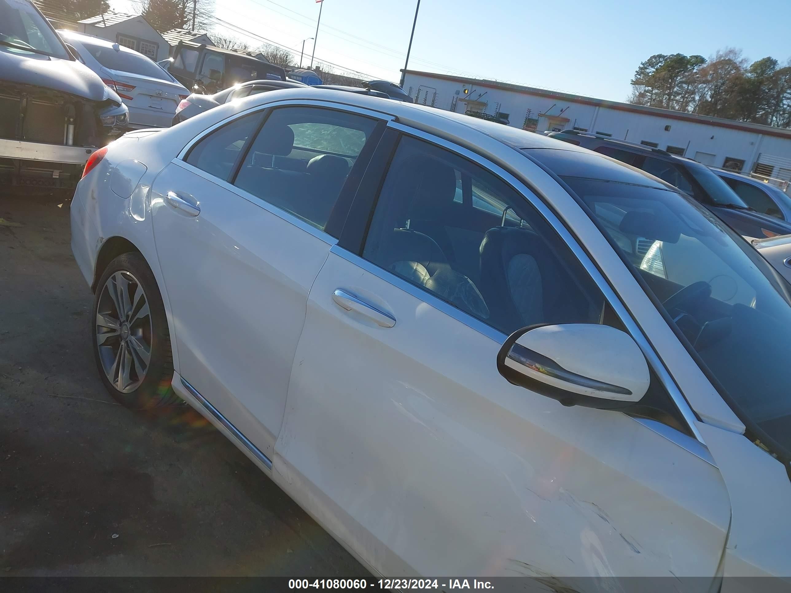 2016 Mercedes-benz C 350e Luxury White vin: 55SWF4HB0GU160752
