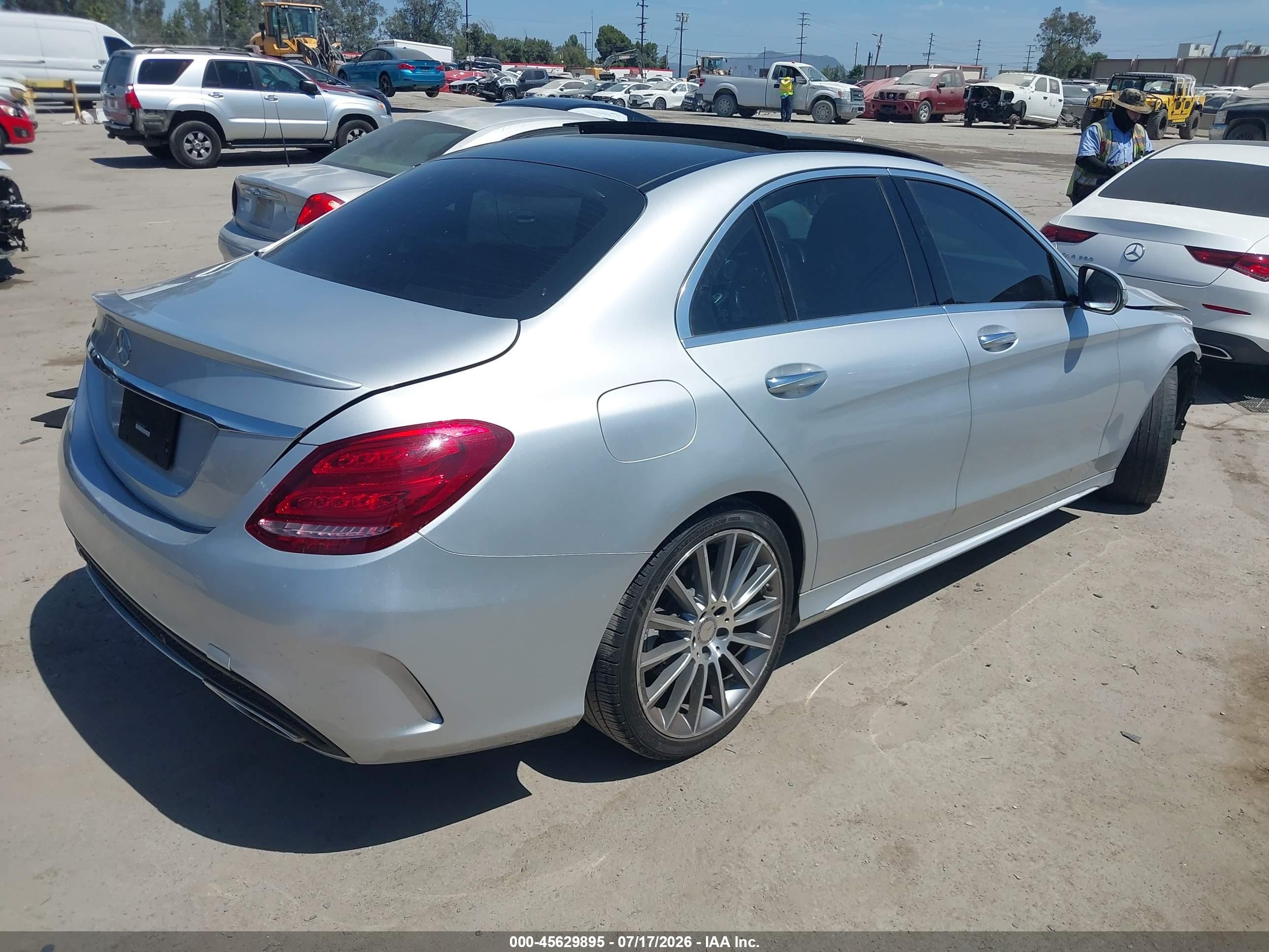 2015 Mercedes-benz C 300 Sport Silver vin: 55SWF4JB0FU063821
