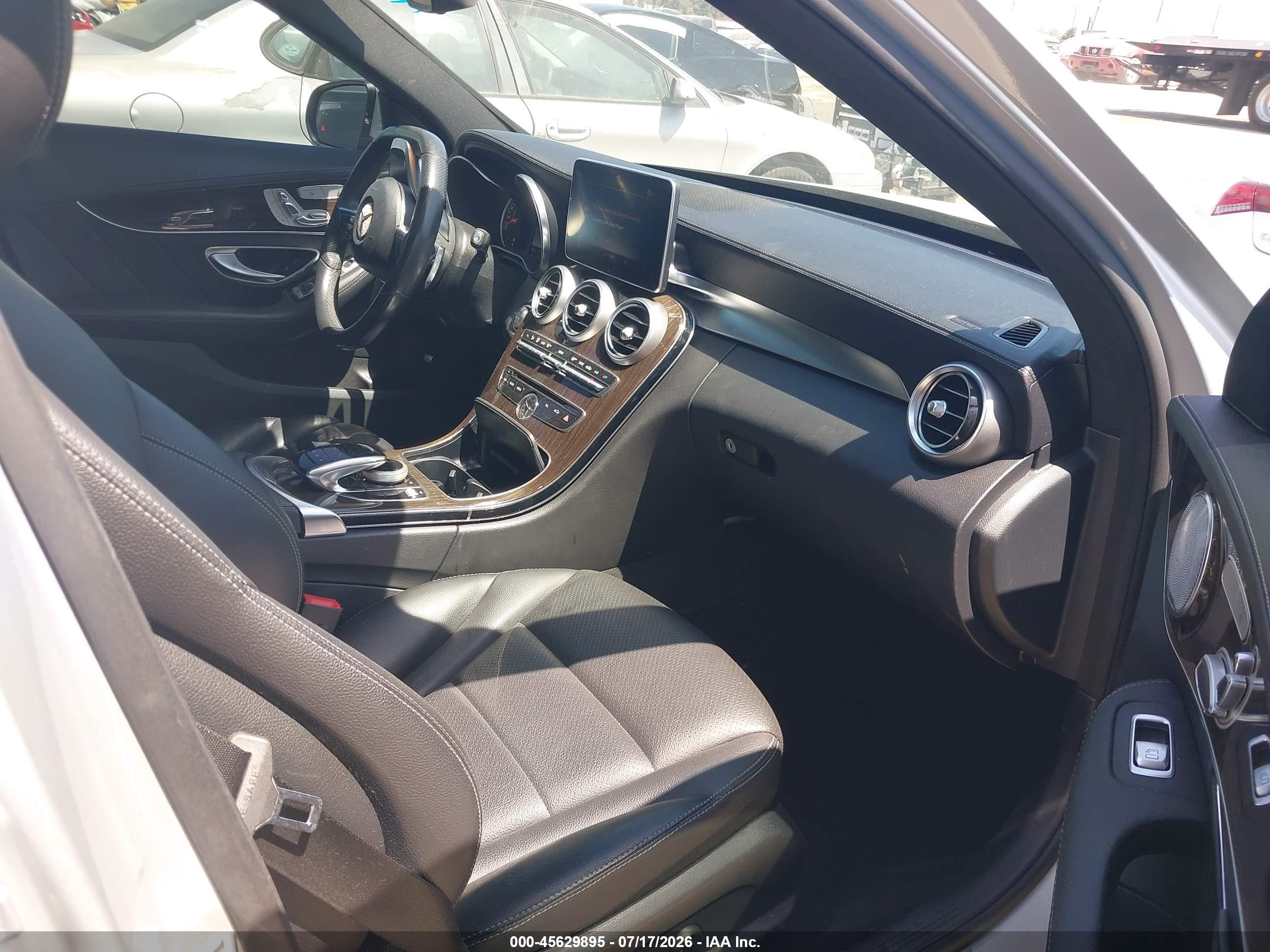 2015 Mercedes-benz C 300 Sport Silver vin: 55SWF4JB0FU063821