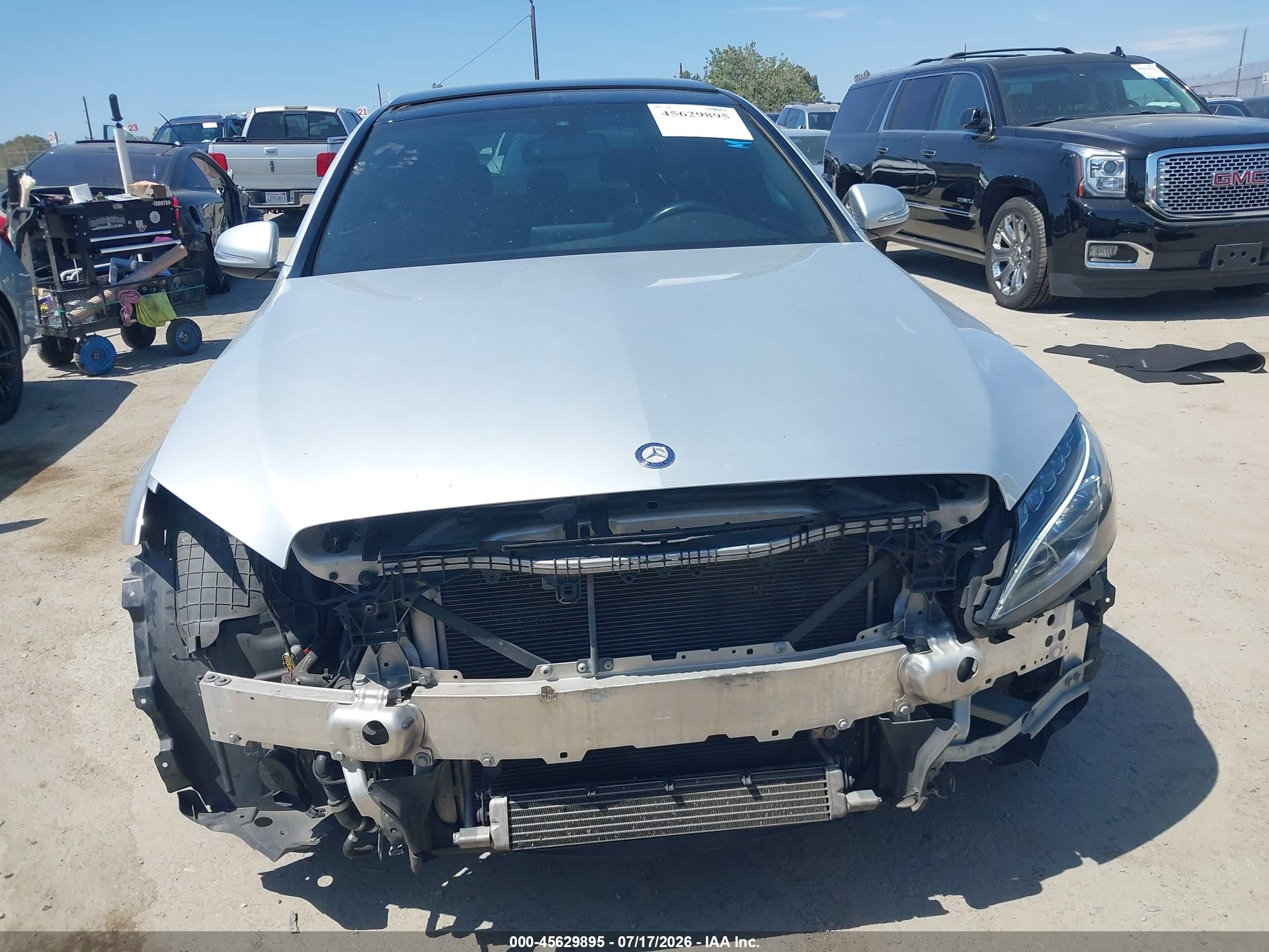 2015 Mercedes-benz C 300 Sport Silver vin: 55SWF4JB0FU063821