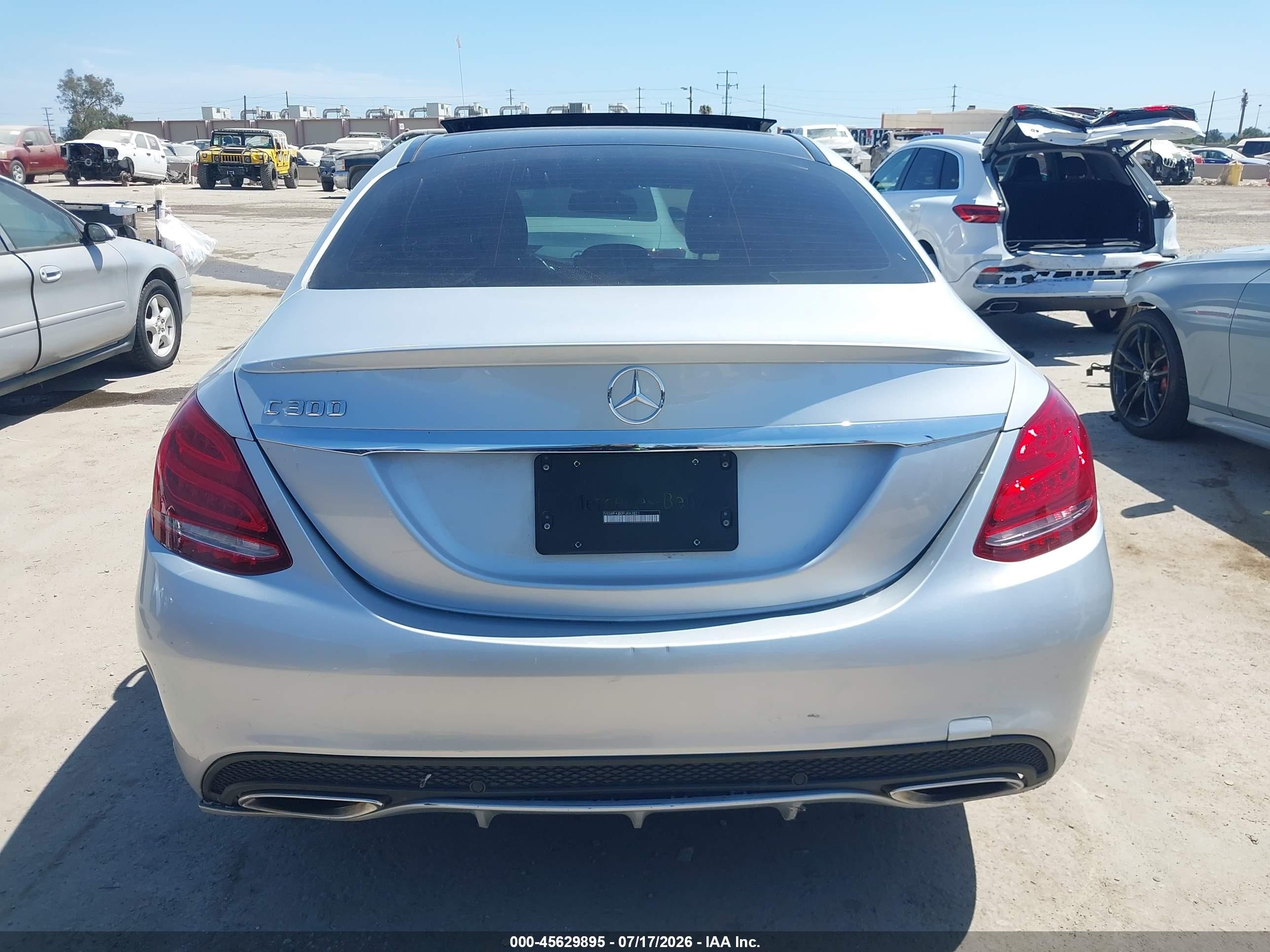 2015 Mercedes-benz C 300 Sport Silver vin: 55SWF4JB0FU063821
