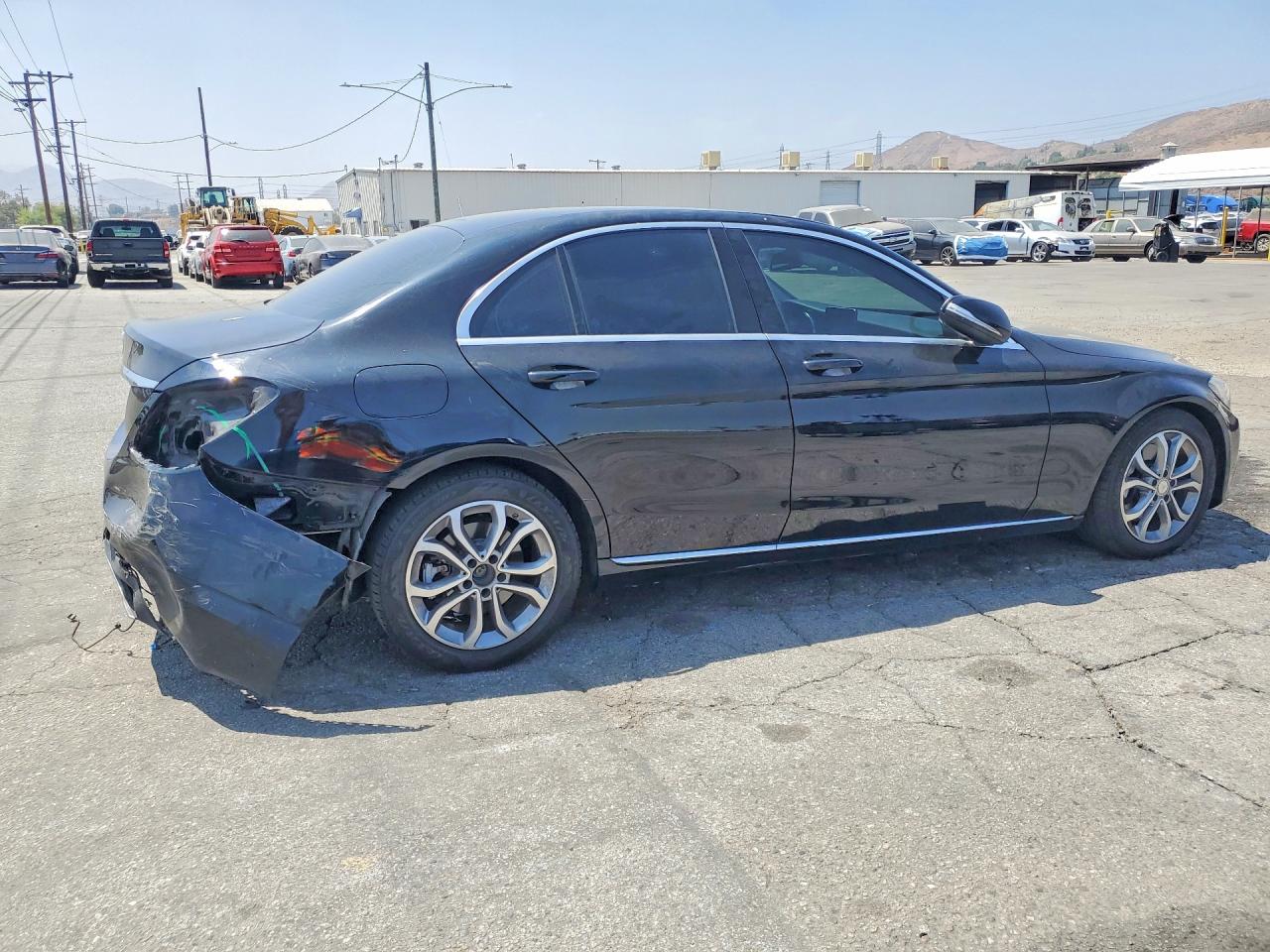 2015 Mercedes-benz C 300 Black vin: 55SWF4JB0FU071174