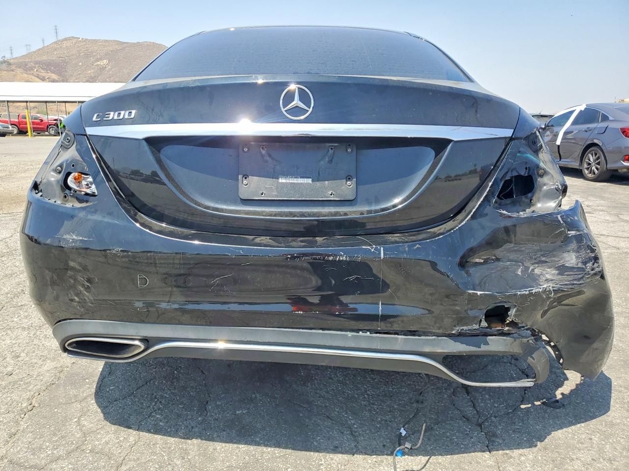 2015 Mercedes-benz C 300 Black vin: 55SWF4JB0FU071174