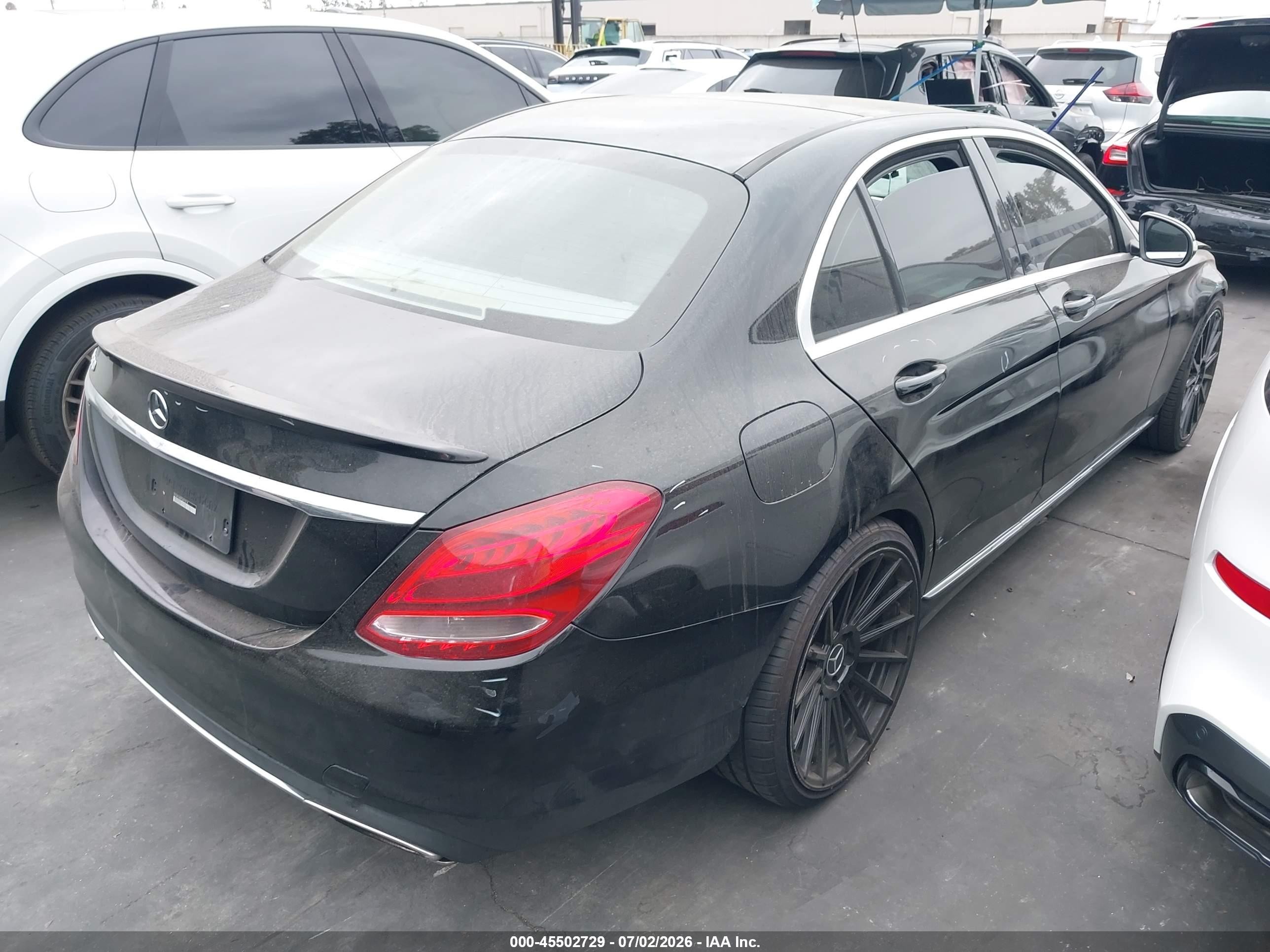 2015 Mercedes-benz C 300   Black vin: 55SWF4JB0FU072518